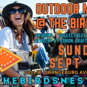 Vintage Outdoor Market