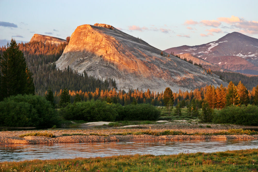 Summer Day Trip Idea: A Drive Into Yosemite